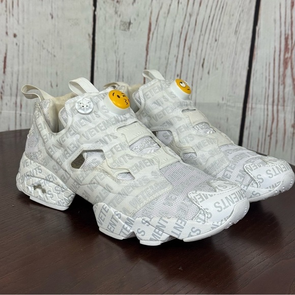 Vetements Shoes - VETEMENTS X REEBOK instapump fury OG emoji white sneakers Men’s 6 Women’s 7 GUC